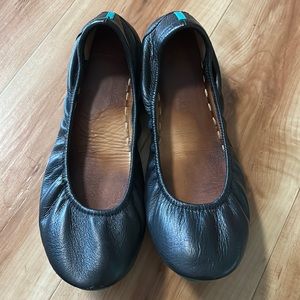 Black Tieks Size 9
